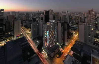 Apartamento com 2 quartos à venda na rua benjamin constant, 33, centro, curitiba, 34 m2 por r$ 518.300