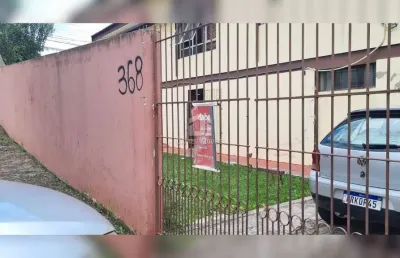 Casa com 3 quartos à venda na rua professor lício de lima, 368, novo mundo, curitiba por r$ 1.000.000