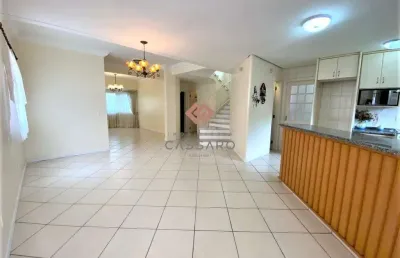 Casa com 4 quartos à venda em jurerê, florianópolis , 230 m2 por r$ 3.450.000
