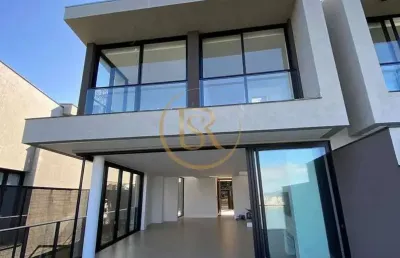 Casa com 4 quartos à venda na Próximo Ao Mirante Rua 109, 391, Canto da Praia, Itapema