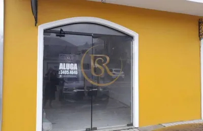Sala térrea comercial disponível para locação anual no centro de porto belo