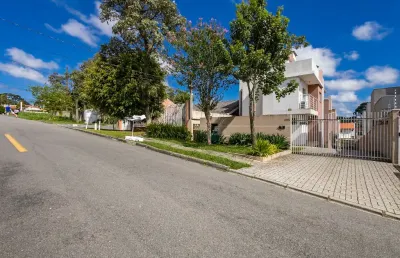 Sobrado a venda, 3 quartos, 2 vagas no bairro boa vista, curitiba/pr
