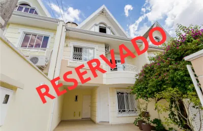 Casa com 3 quartos à venda na Rua Vicente Ciccarino, 60, Boa Vista, Curitiba