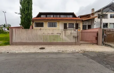 Casa no bacacheri com 231m2, 4 quartos, 1 suíte, 3 vagas - conjunto solar