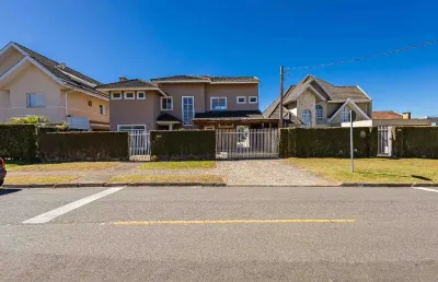 Sobrado com 3 suítes em santa felicidade – terreno com 600 m²