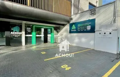 Sala comercial, em frente ao lago igapó, ar condicionado, imperdível!