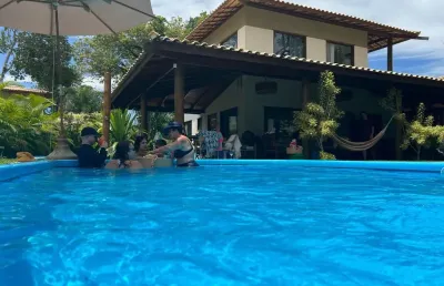 Vendo maravilhosa casa em praia do forte com 4 suítes
