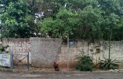 Terreno à venda na Rua Guaraçaima, 18, Piatã, Salvador