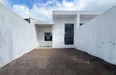 Casa com 3 quartos no florais do paraná  -  cascavel