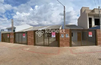 Casa no bairro  pioneiros catarinenses  -  cascavel