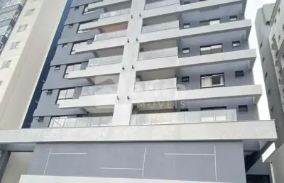 Excelente apartamento de 2 dormitórios sendo 1 suíte no centro de itajaí