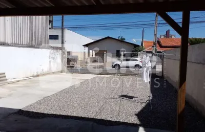 Casa à venda no bairro cordeiros parte alta em itajaí sc