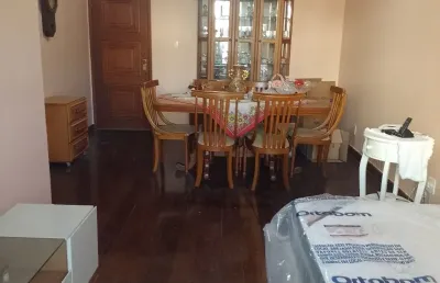 Excelente apartamento no centro da cidade com 02 quartos