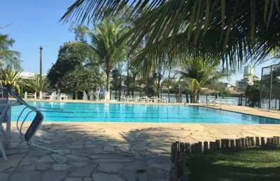 Terreno em condomínio fechado à venda na Rua Delfins, Barra de Macaé, Macaé