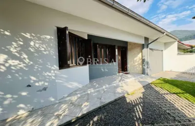 Casa com 3 quartos à venda na Vila Lalau, Jaraguá do Sul 