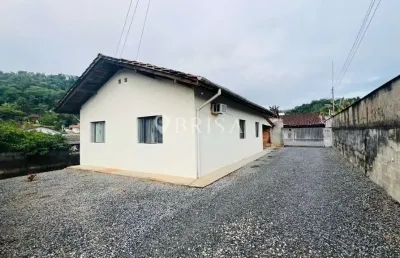 Casa com 2 quartos à venda no Jaraguá 99, Jaraguá do Sul 