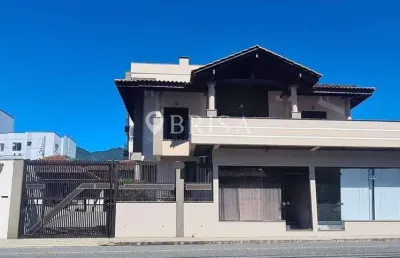 Casa com 3 quartos à venda na Vila Lalau, Jaraguá do Sul 