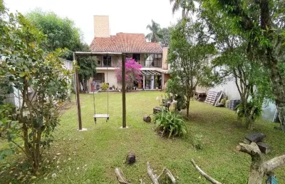 (financiamento e estuda permuta) casa 05 quartos, com terreno grande, no pilarzinho em curitiba pr