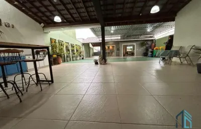 Sobrado com edícula, 05 quartos sendo duas suítes à venda no atuba, divisa com tingui, próximo ao bacacheri em curitiba pr