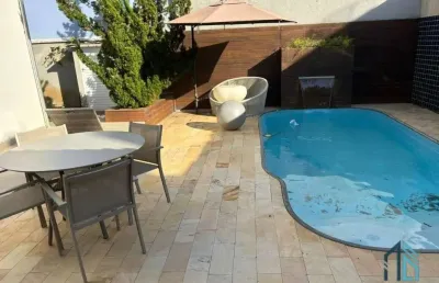 Casa em condomínio, 03 suítes, 03 vagas, piscina aquecida, churrasqueira em balneário camboriú sc