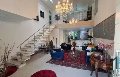 Casa em condomínio, 05 quartos sendo 04 suítes, 05 vagas, no bairro alto em curitiba pr
