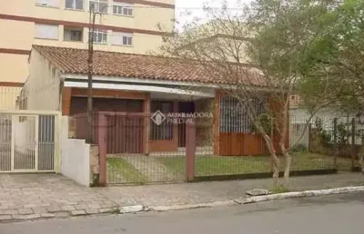 Casa com 1 quarto à venda na rua alberto torres, 65, centro, canoas, 150 m2 por r$ 855.000
