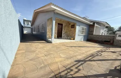 Casa com 4 quartos à venda na rua boa esperança, 1048, rio branco, canoas, 250 m2 por r$ 750.000