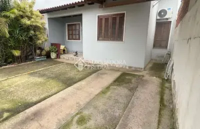 Casa com 3 quartos à venda na rua nebraska, 64, mato grande, canoas, 70 m2 por r$ 410.000