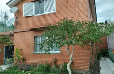 Casa com 3 quartos à venda na rua doutor nelson paim terra, 200, rio branco, canoas, 96 m2 por r$ 370.000