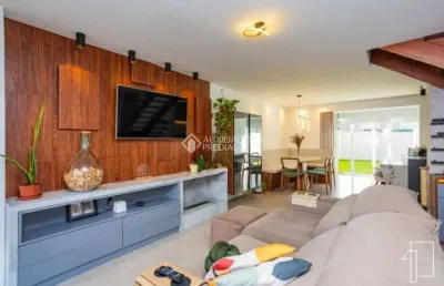 Casa com 3 quartos à venda na rua professora delphina ferrari, 240, igara, canoas, 125 m2 por r$ 850.000