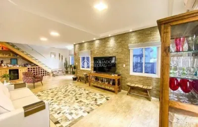 Casa com 3 quartos para alugar na rua professora delphina ferrari, 12, igara, canoas, 257 m2 por r$ 8.400