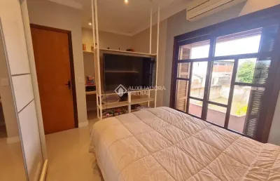 Casa com 3 quartos à venda na rua república, 743, mato grande, canoas, 320 m2 por r$ 1.998.000