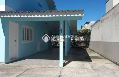Casa com 6 quartos à venda na avenida das pitangueiras, 1445, daniela, florianópolis, 200 m2 por r$ 1.411.000