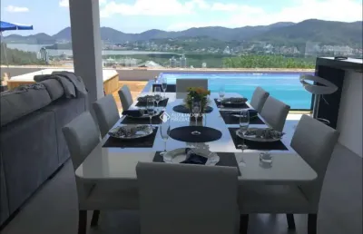 Casa com 4 quartos à venda na rua josé francisco dias areias, 733, trindade, florianópolis, 287 m2 por r$ 4.452.000