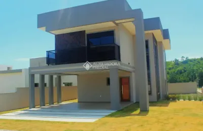 Casa em condomínio fechado com 4 quartos à venda na avenida red park, 42, são joão do rio vermelho, florianópolis, 419 m2 por r$ 1.649.000