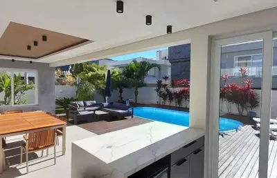 Casa em condomínio fechado com 4 quartos à venda na rodovia doutor antônio luiz moura gonzaga, 2835, rio tavares, florianópolis, 358 m2 por r$ 6.900.000