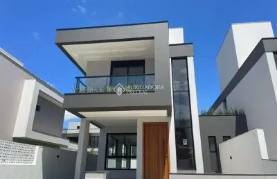 Casa com 3 quartos à venda na rodovia doutor antônio luiz moura gonzaga, 3157, rio tavares, florianópolis, 197 m2 por r$ 1.890.000