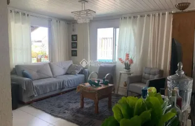 Casa com 3 quartos à venda na servidão nossa senhora do desterro, 33, carianos, florianópolis, 275 m2 por r$ 800.000