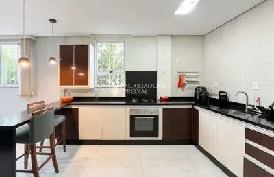 Casa comercial à venda na rua bacupari, 256, campeche, florianópolis, 130 m2 por r$ 1.199.000