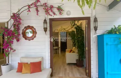Casa com 3 quartos à venda na travessa ângela chaves, 81, lagoa da conceição, florianópolis, 180 m2 por r$ 1.890.000