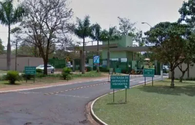 Belo terreno a venda com 1055,60 m² no condomínio royal park
