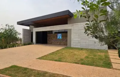 Casa térrea de alto padrão em condomínio terras de florença