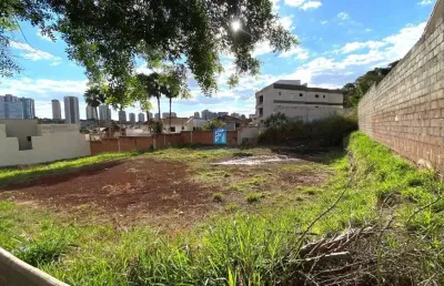 Terreno à venda na Rua Vicente Tronco, Jardim Botânico, Ribeirão Preto