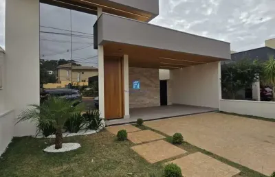Casa a venda no condomínio valência 3 suítes e piscina