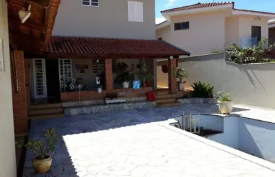 Lindo sobrado 3 dormitórios com piscina e churrasqueira - ba
