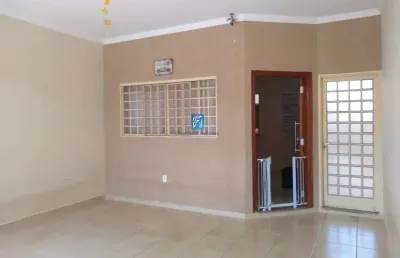 Casa. jardim anhanguera. 2 dormitórios sendo 1 suite. zona l