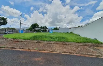 Terreno a venda com 614 m² no residencial flórida - zona sul