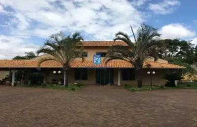 Maravilhosa chácara a venda no condomínio itanhangá