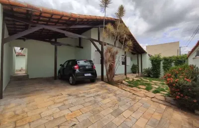 Casa com 5 quartos para alugar no Alípio de Melo, Belo Horizonte 