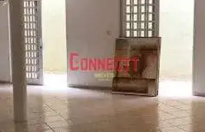 Apartamento térreo de 2 quartos sendo 1 suite 1 vaga no bairro jardim castelo branco.